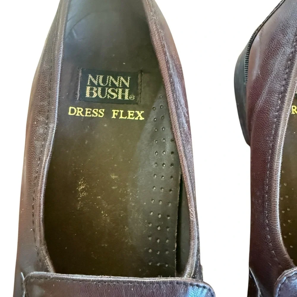 Nunn Bush Men's Dark Brown Tassel Loafers EUC Size 11M
